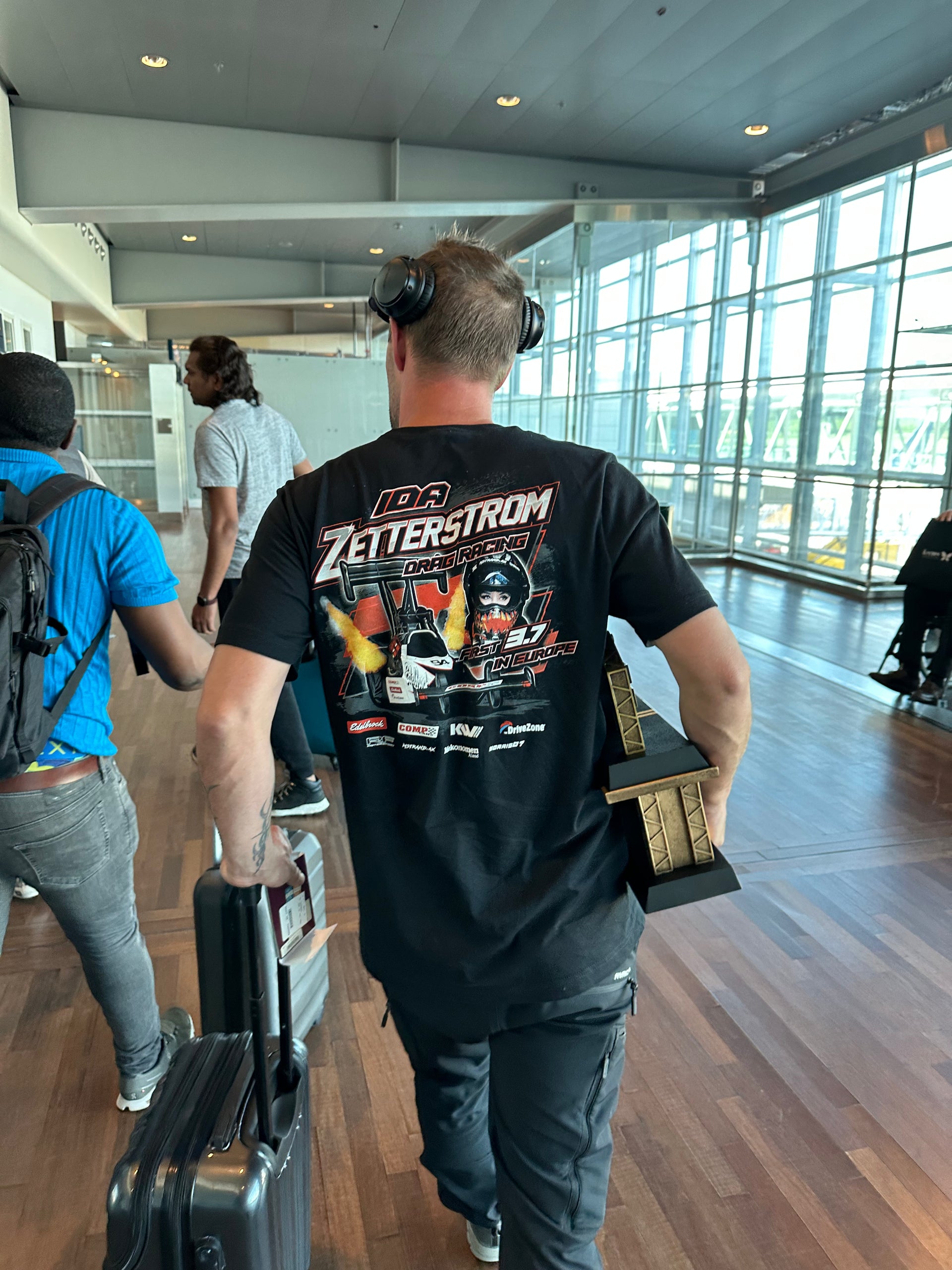 Ida Zetterström 2023 Edition T-shirt – Ida Zetterström Dragracing